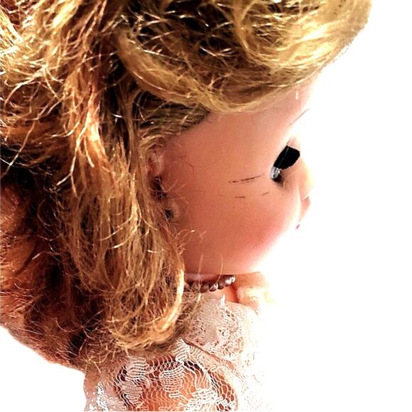 19" 50s Vintage Teenage High Heel Fashion Doll~ Wedding Dress & Heels By Uneeda - Picture 14 of 16